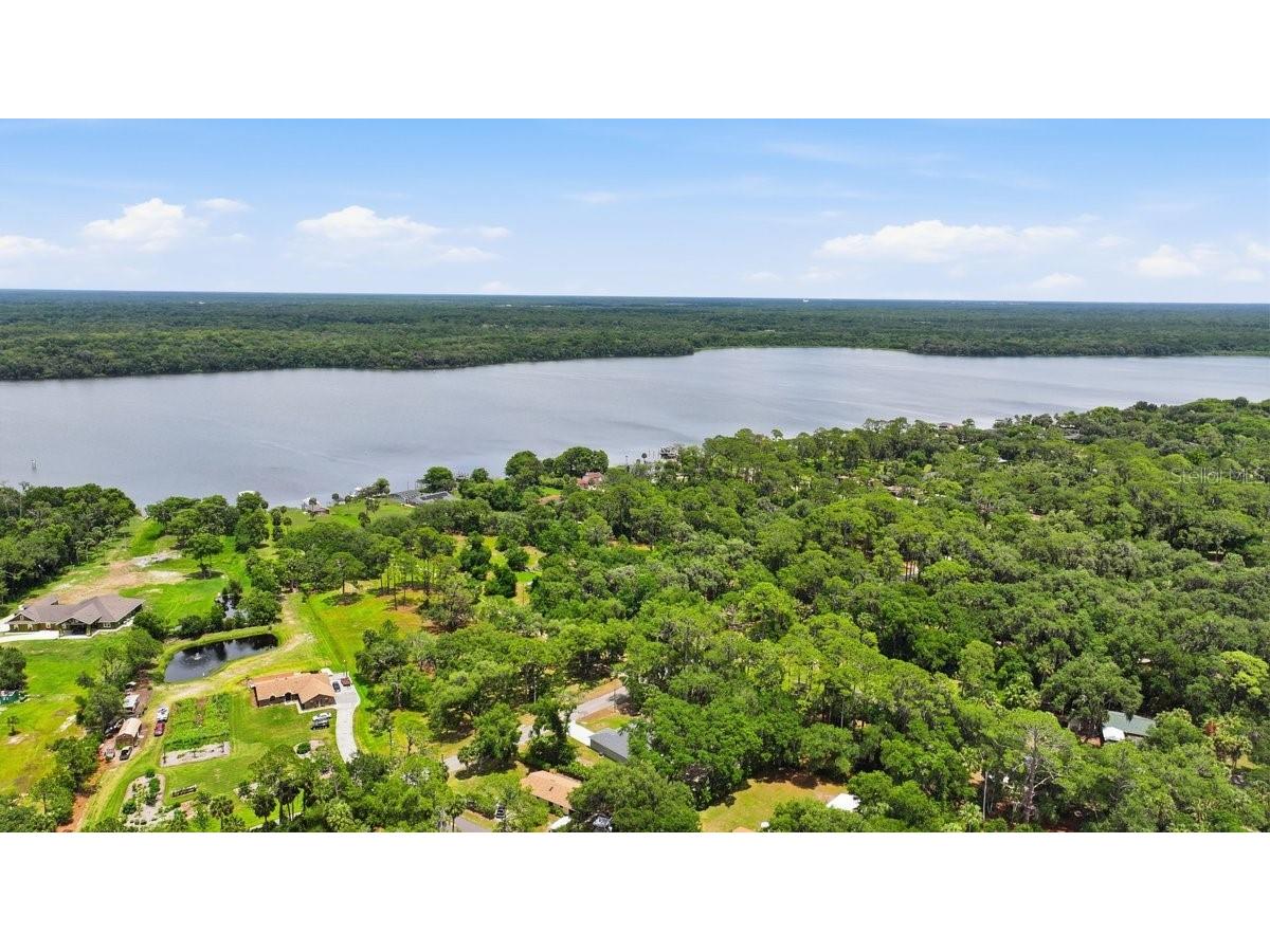 2030 Hontoon Road Deland FL 32720 V4949399 image32