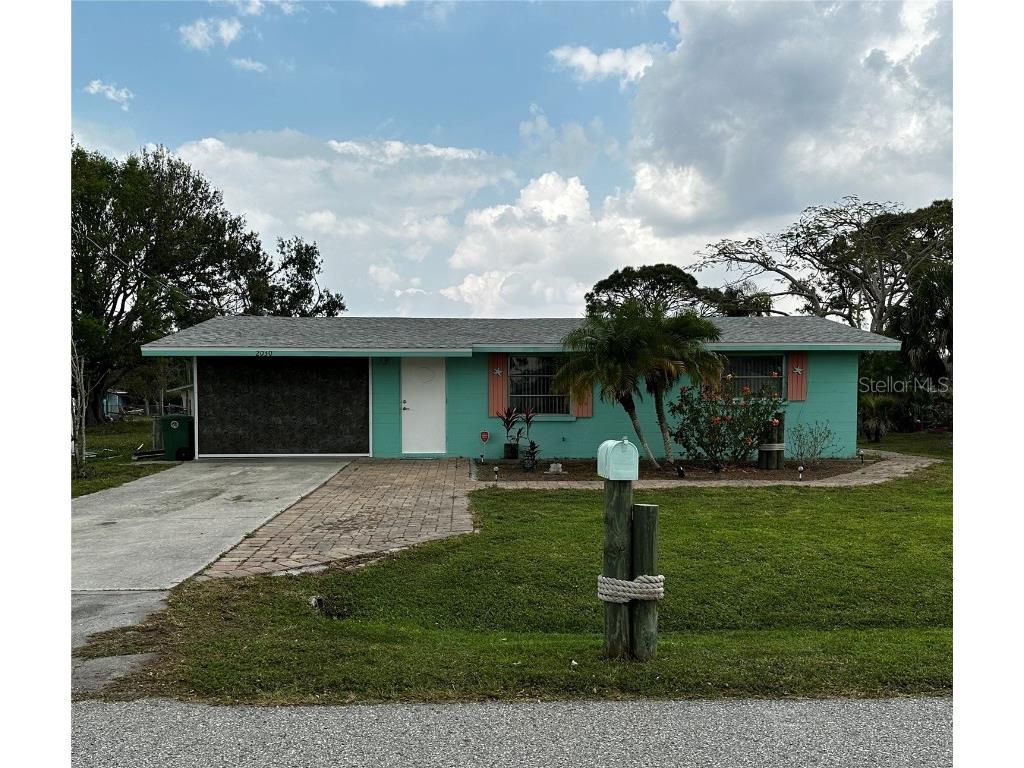 2030 Massachusetts Avenue Englewood FL 34224 N6125569 image1