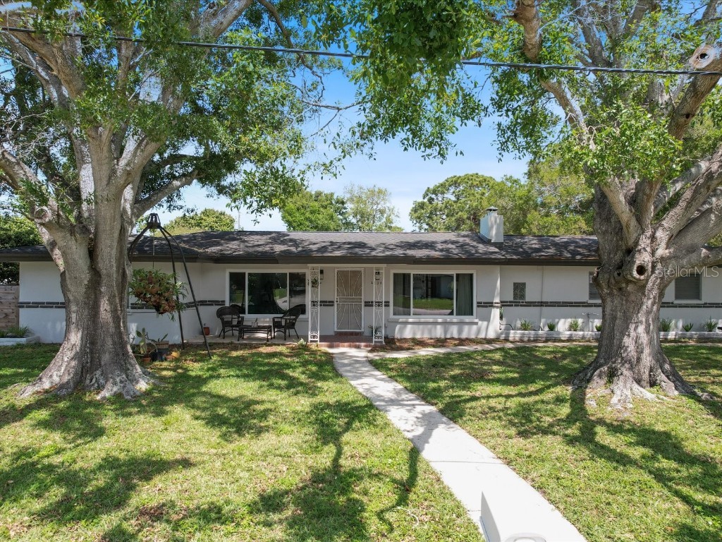 2030 Mckinley Street Clearwater FL 33765 U8237749 image1