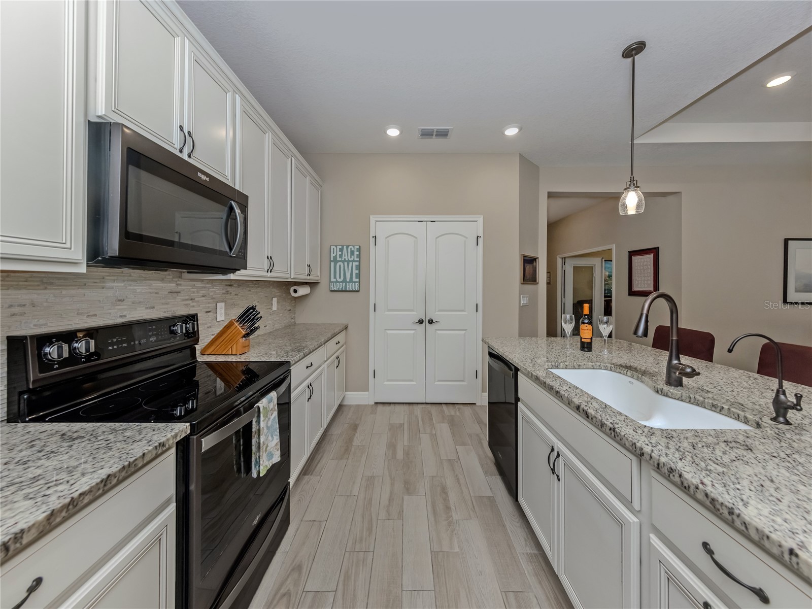 2030 Mesic Hammock Way Venice FL 34292 N6144487 image7
