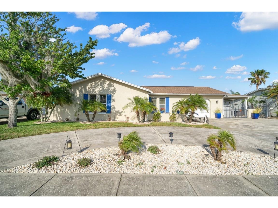 2030 Sugarbush Drive Holiday FL 34690 U8198334 image1