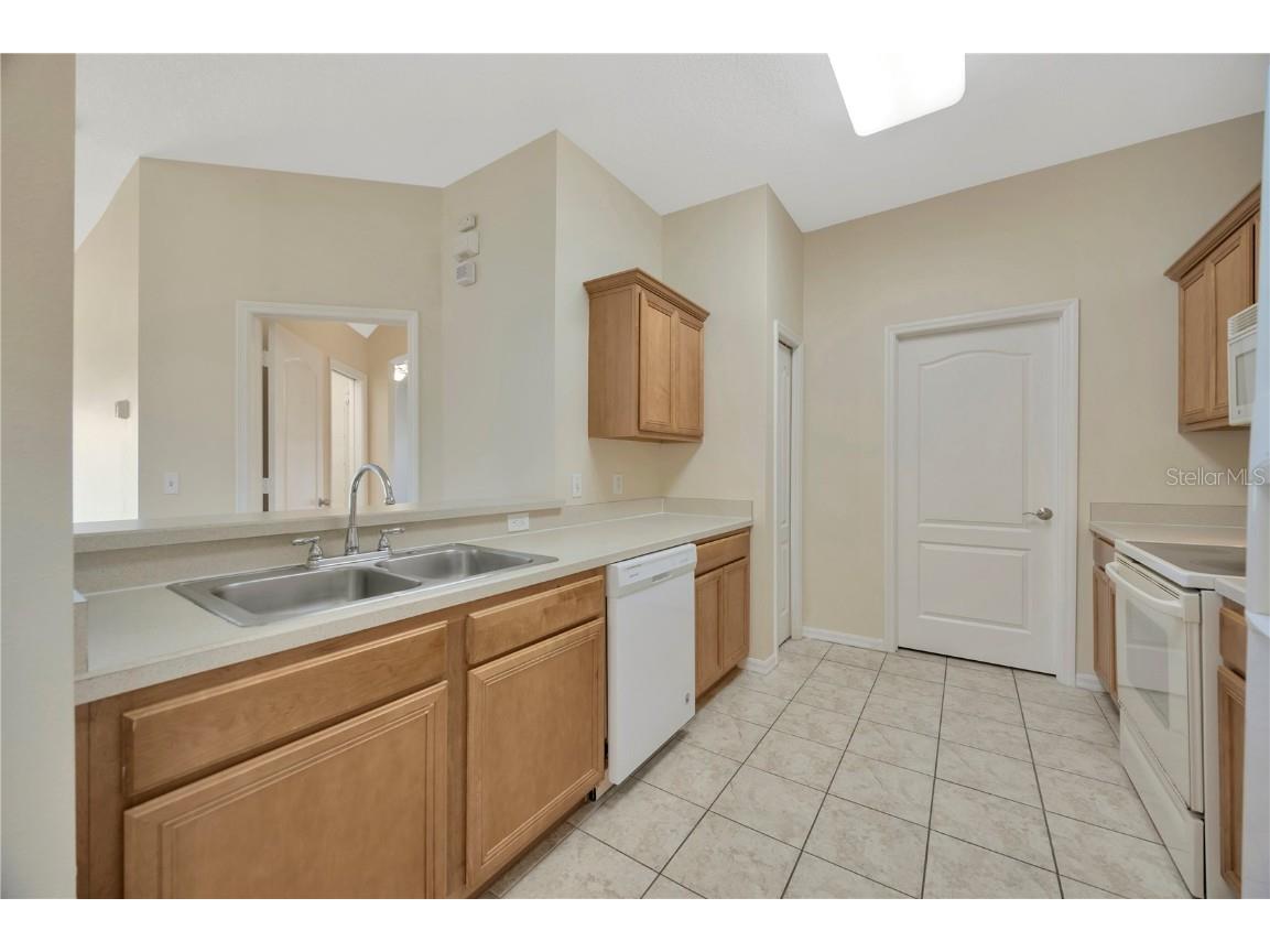 20305 Oak Key Court Tampa FL 33647 TB8372366 image13