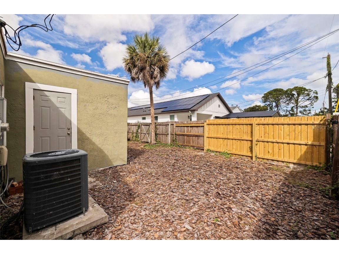 2031 44th Avenue N Saint Petersburg FL 33714 TB8436821 image25