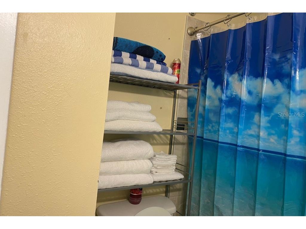 2031 4th Street Sarasota FL 34237 OM707692 image10