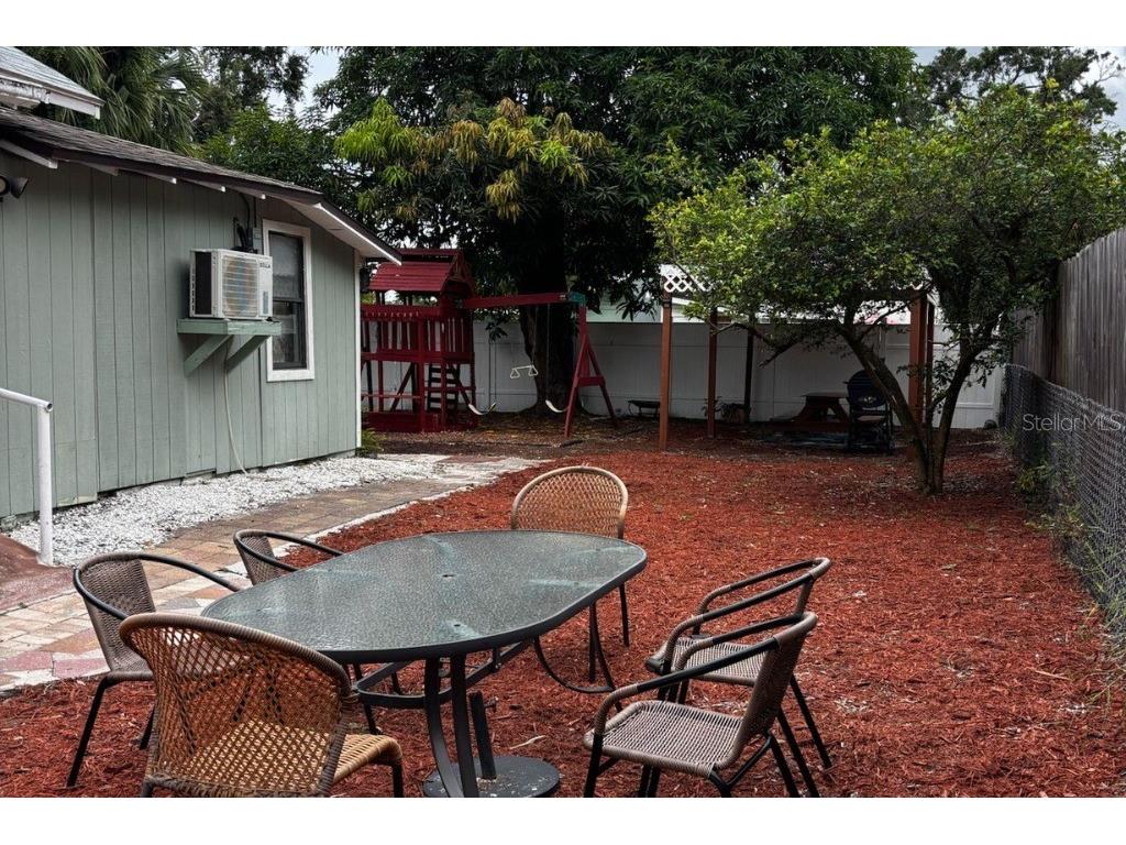 2031 4th Street Sarasota FL 34237 OM707692 image12