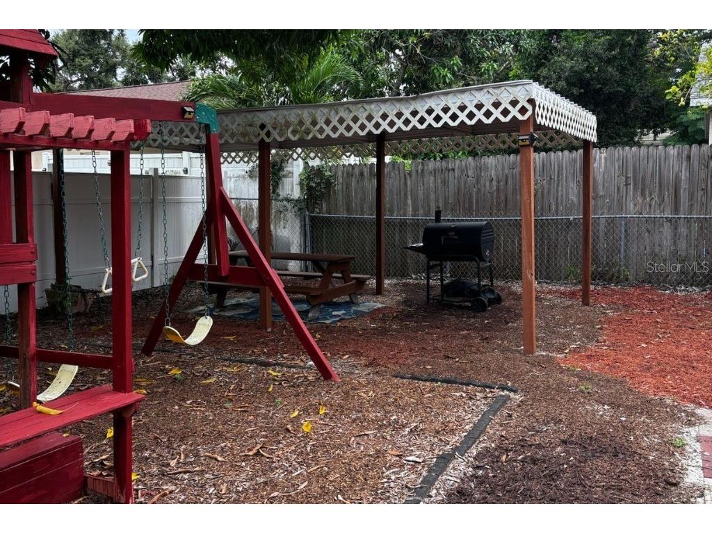 2031 4th Street Sarasota FL 34237 OM707692 image14