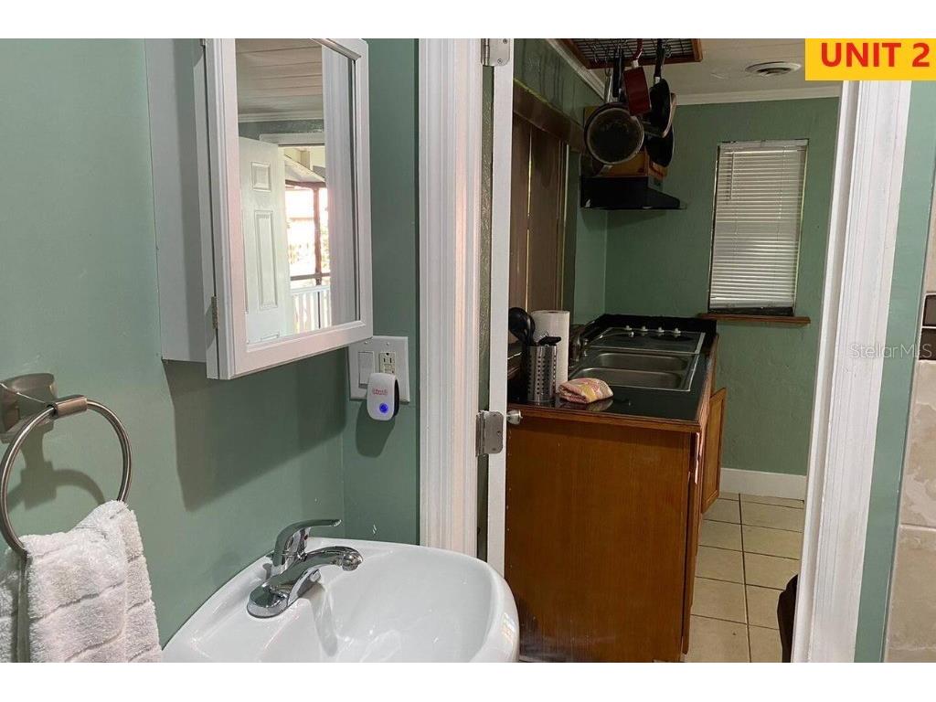 2031 4th Street Sarasota FL 34237 OM707692 image20