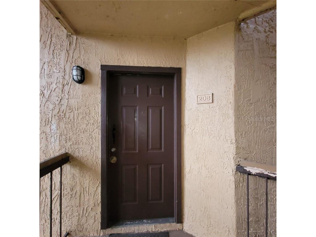 2031 Cascades Boulevard #208 Kissimmee FL 34741 O6089937 image1