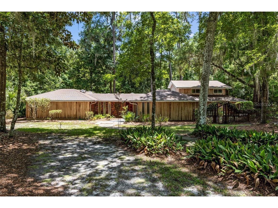 2031 NW 15th Avenue Gainesville FL 32605 - HOGTOWN CREEK GC524091 image1