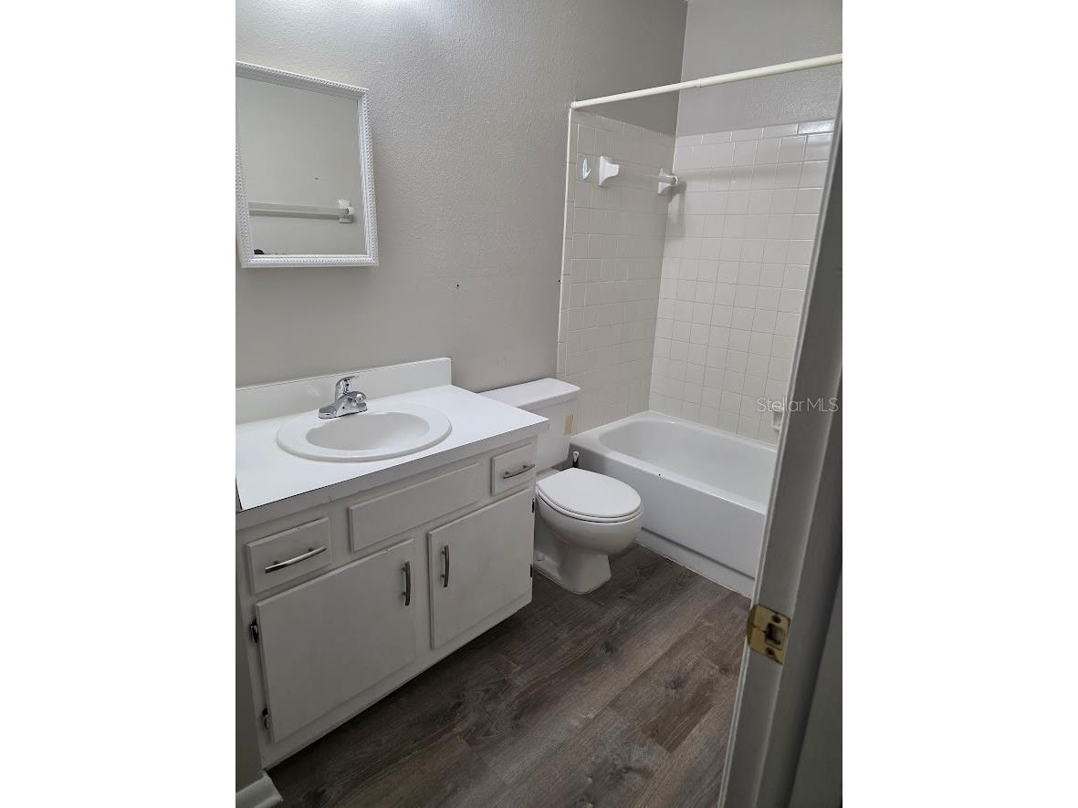 2031 Pine Chace Court Tampa FL 33613 TB8503023 image9