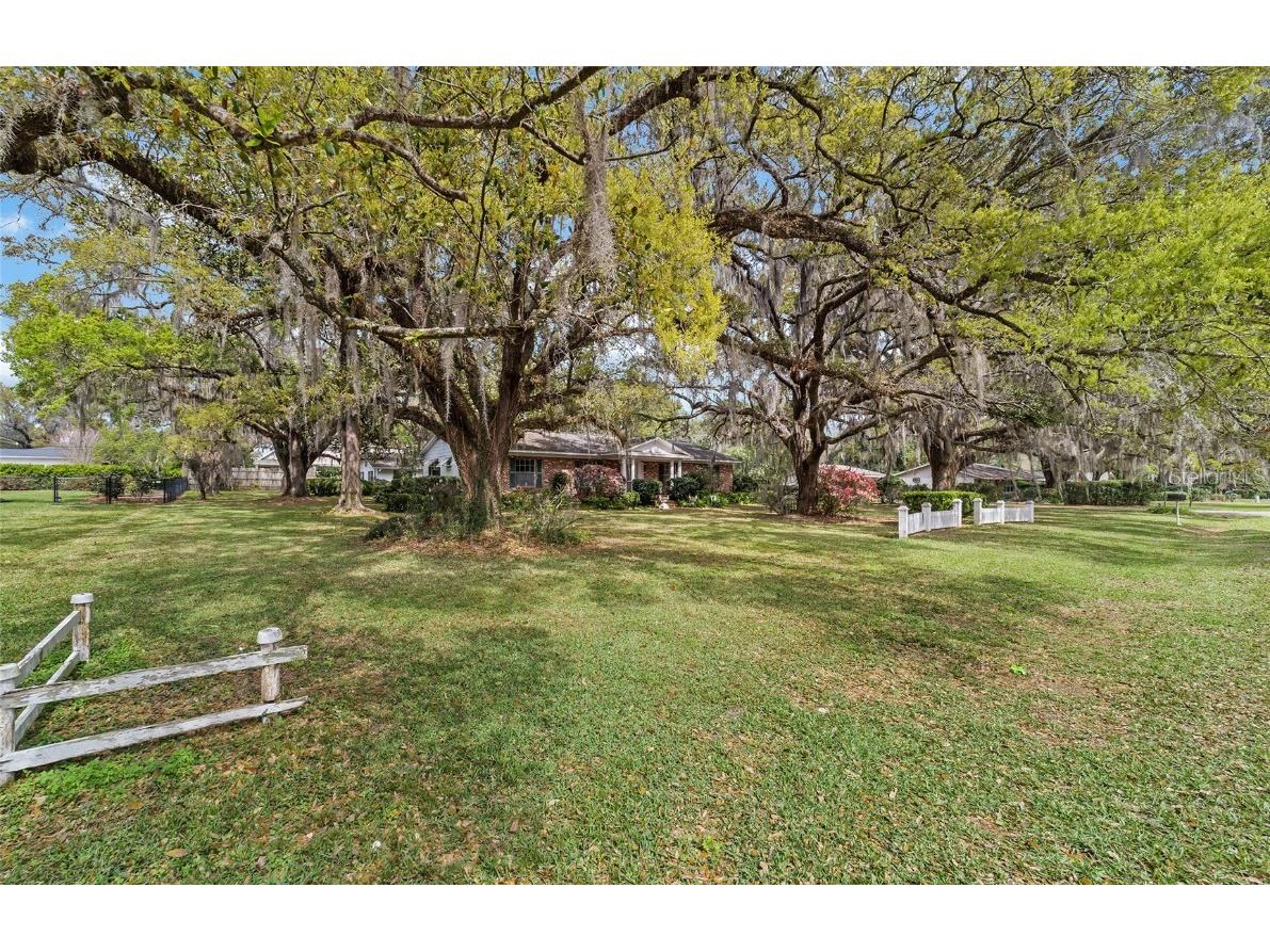 2031 SE 8th Street Ocala FL 34471 OM674007 image1