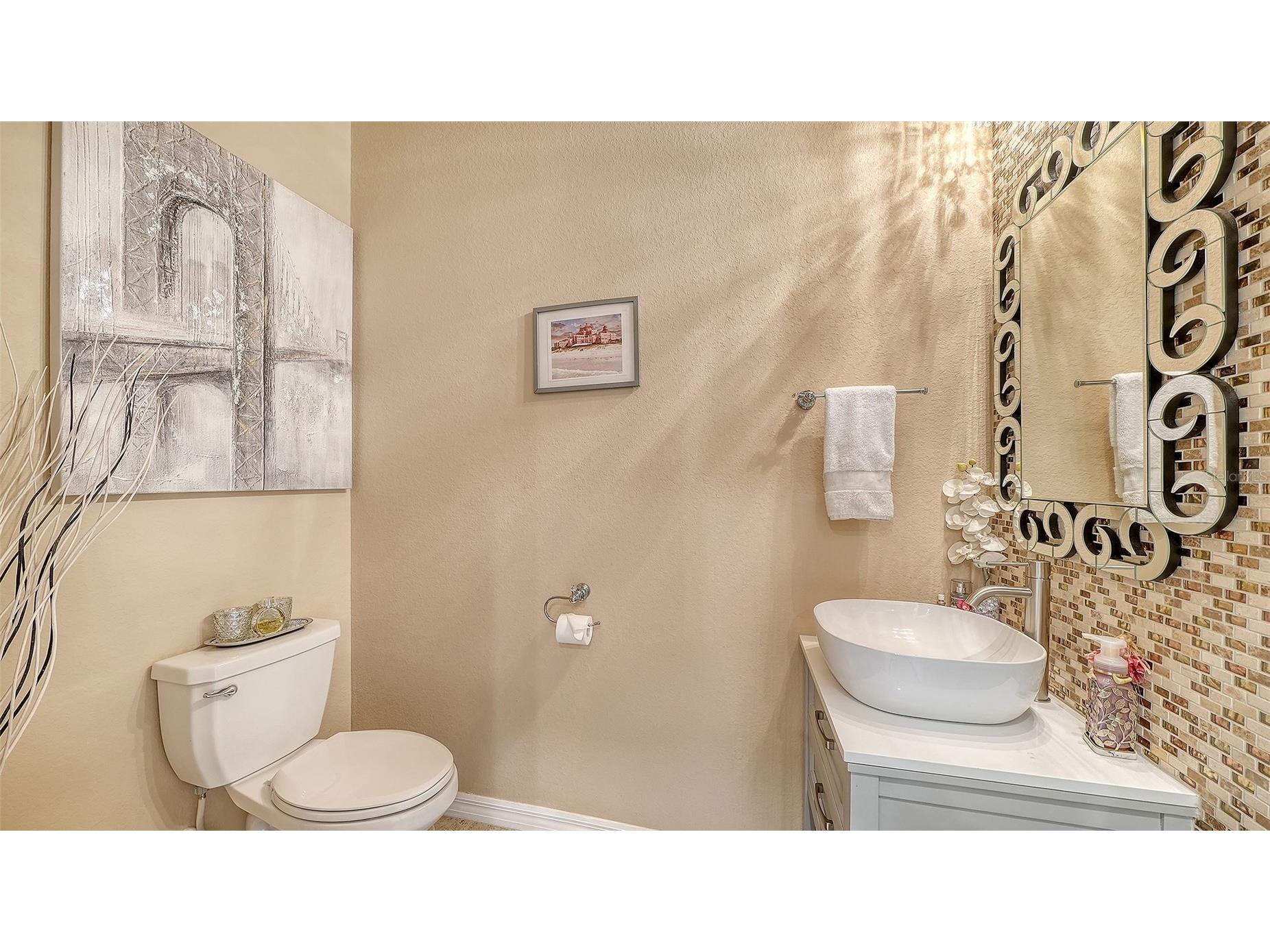 20310 Lagente Circle Venice FL 34293 A4692346 image18