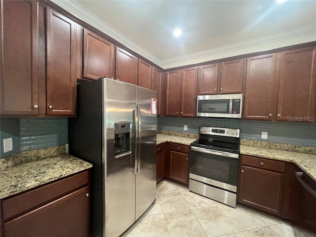 20312 Lagente Circle Venice FL 34293 C7517783 image6