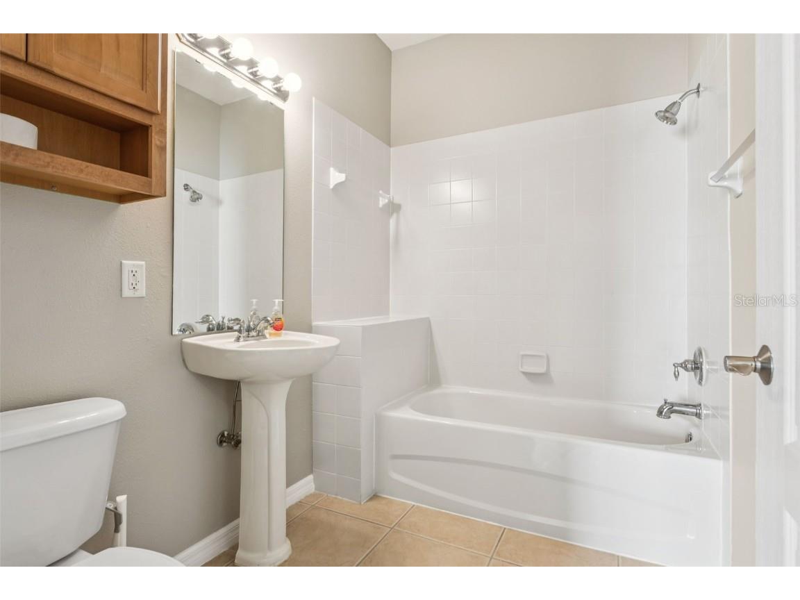 20312 Noble Oak Place Tampa FL 33647 TB8427862 image15