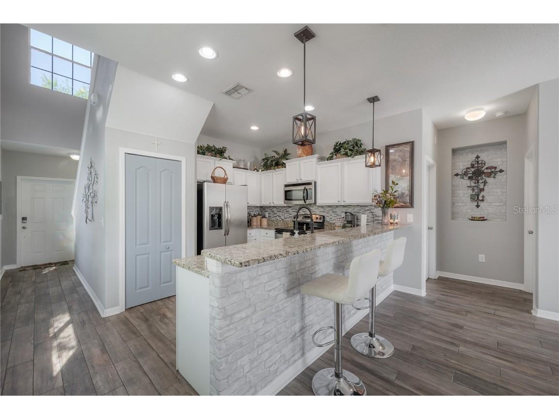 20319 Starfinder Way Tampa FL 33647 TB8360235 image13