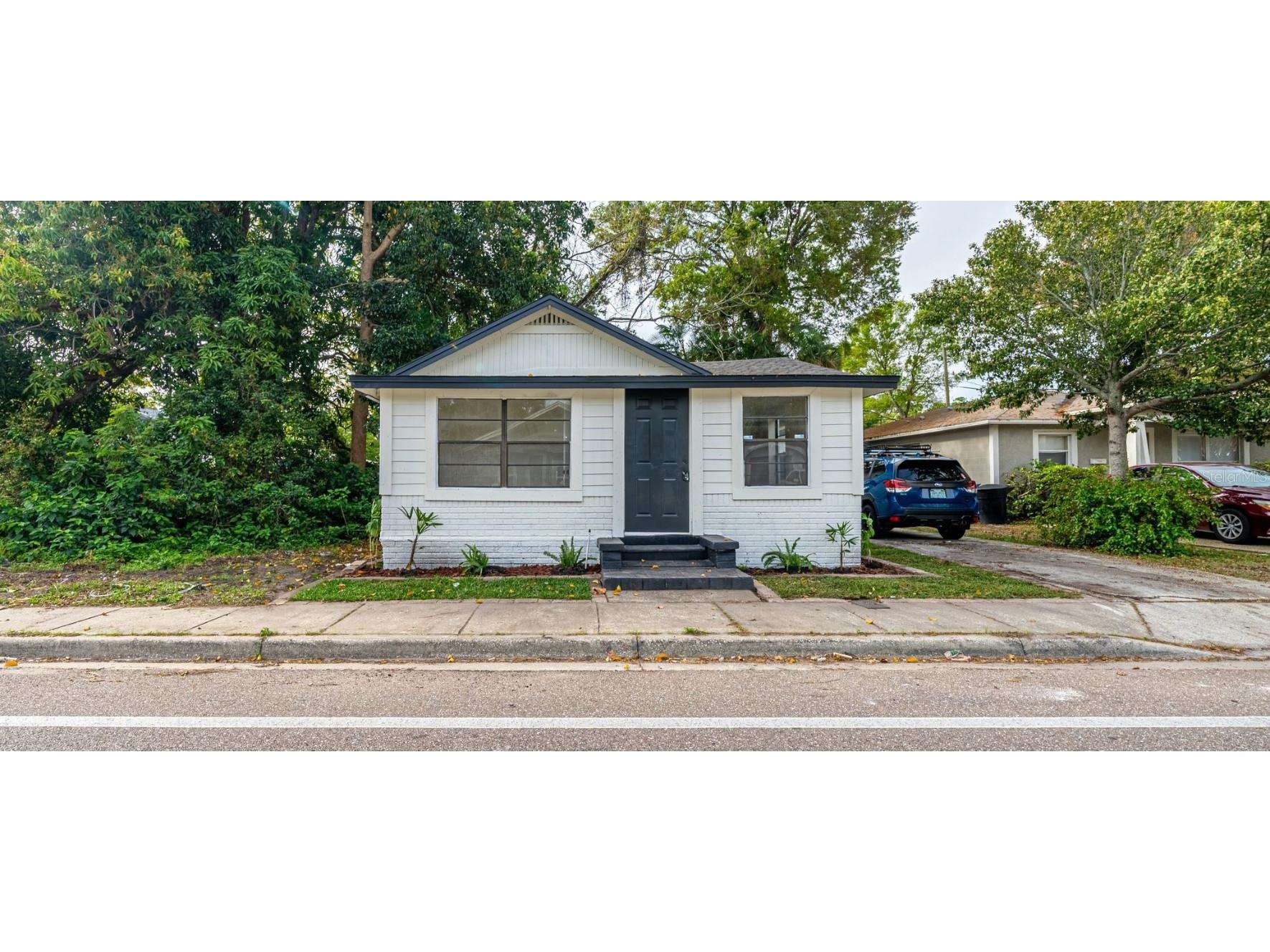2032 15th Avenue S Saint Petersburg FL 33712 TB8305733 image1