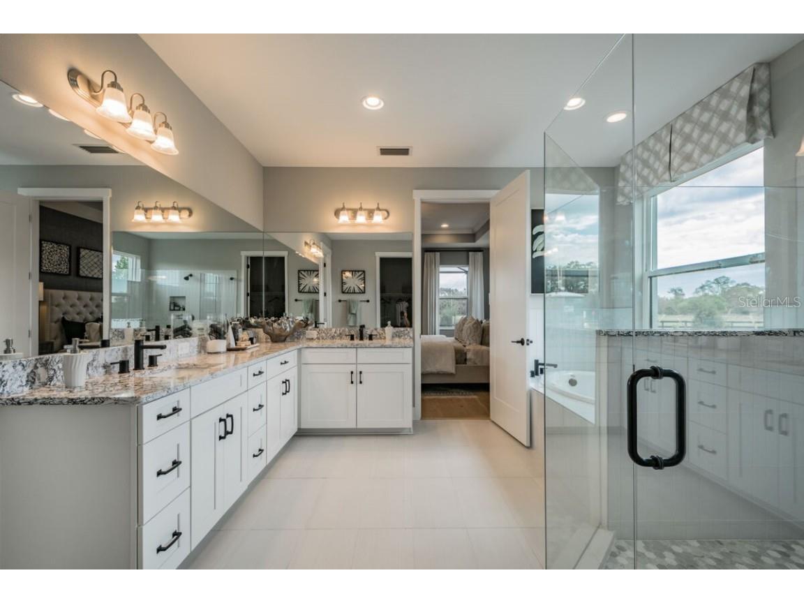 2032 Bolsena Street Nokomis FL 34275 R4910256 image5