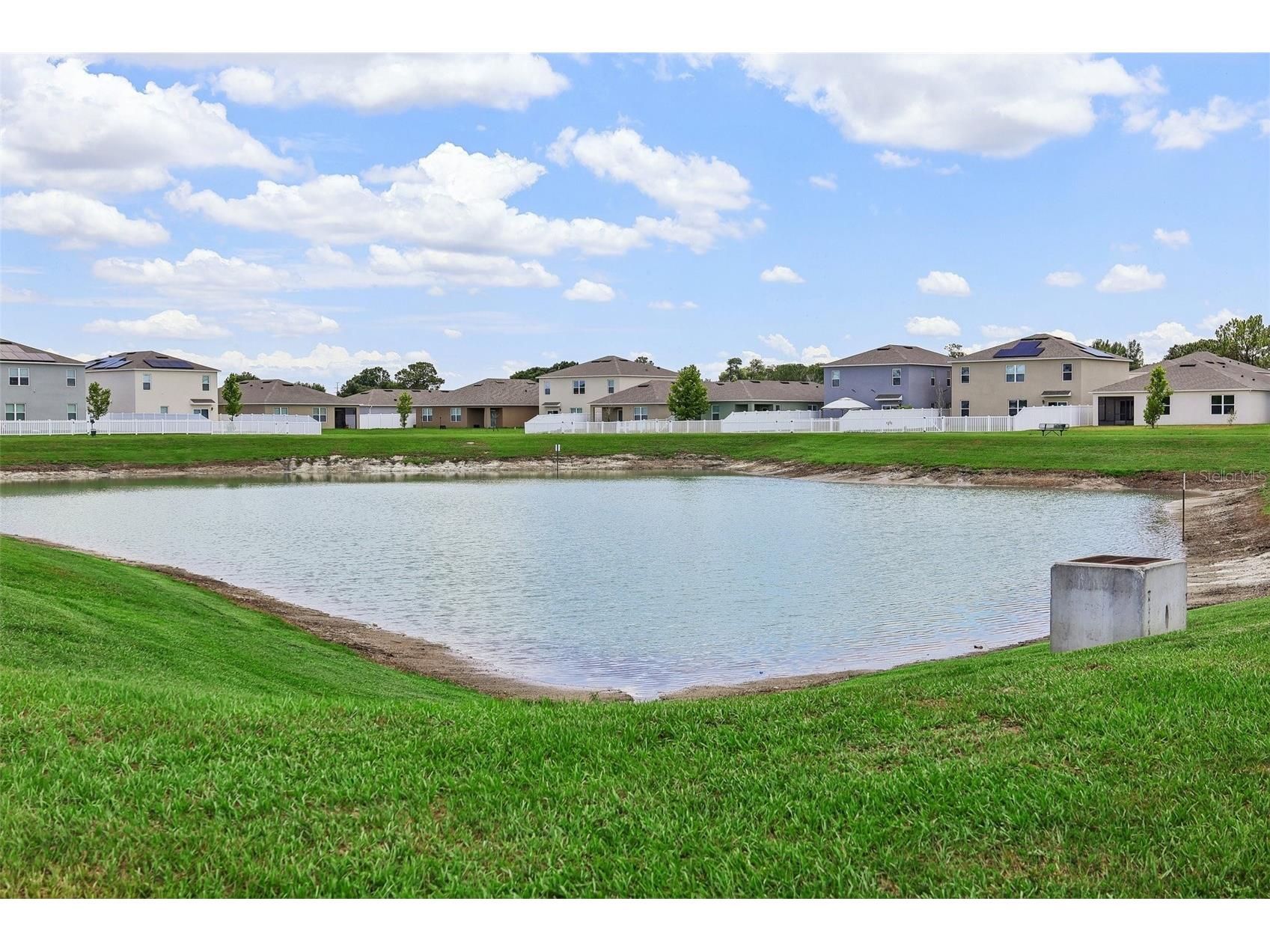 2032 Golden Beak Drive Eagle Lake FL 33839 C7520802 image11