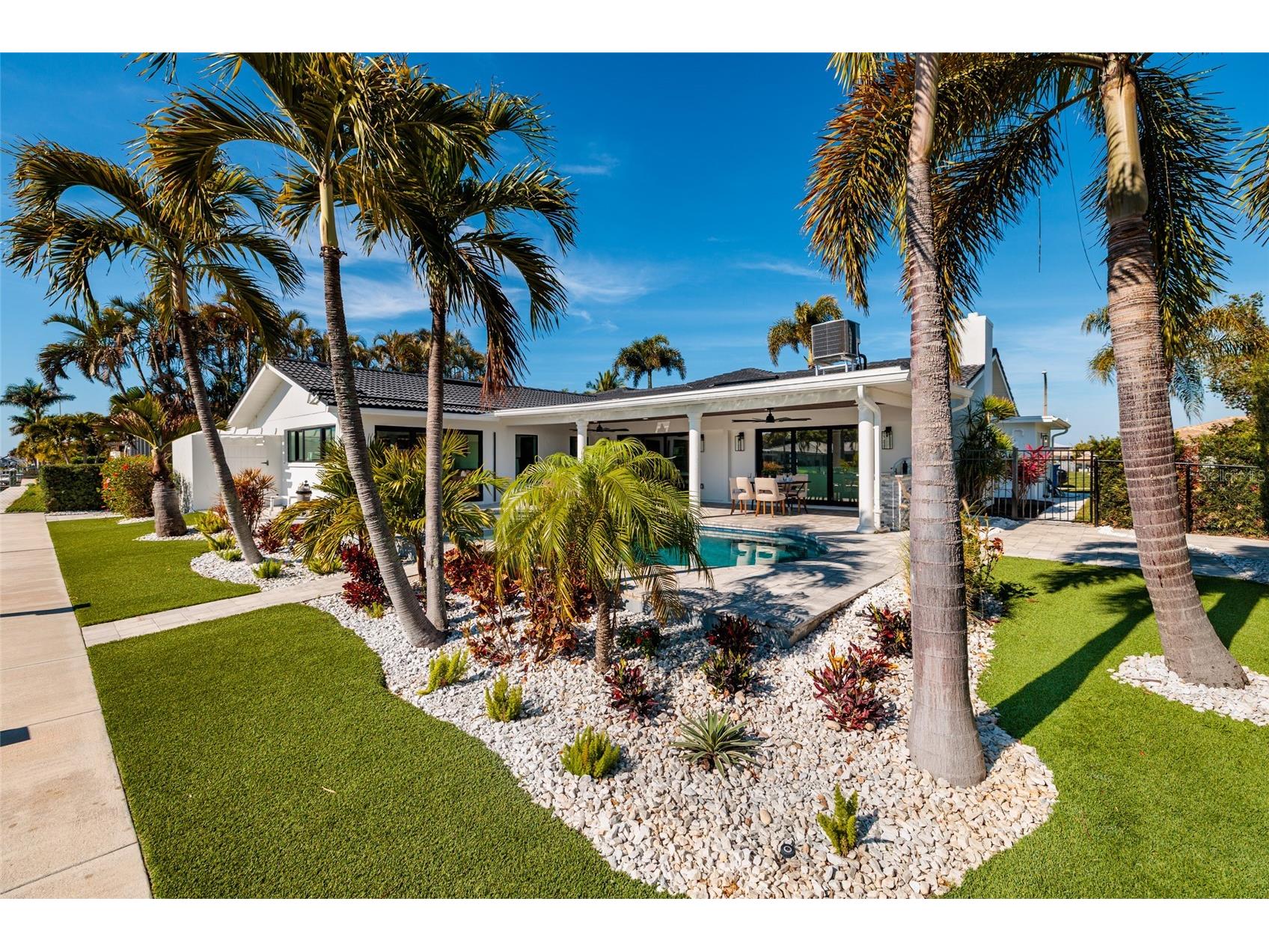 2032 Kansas Avenue NE Saint Petersburg FL 33703 - TAMPA BAY TB8479698 image29