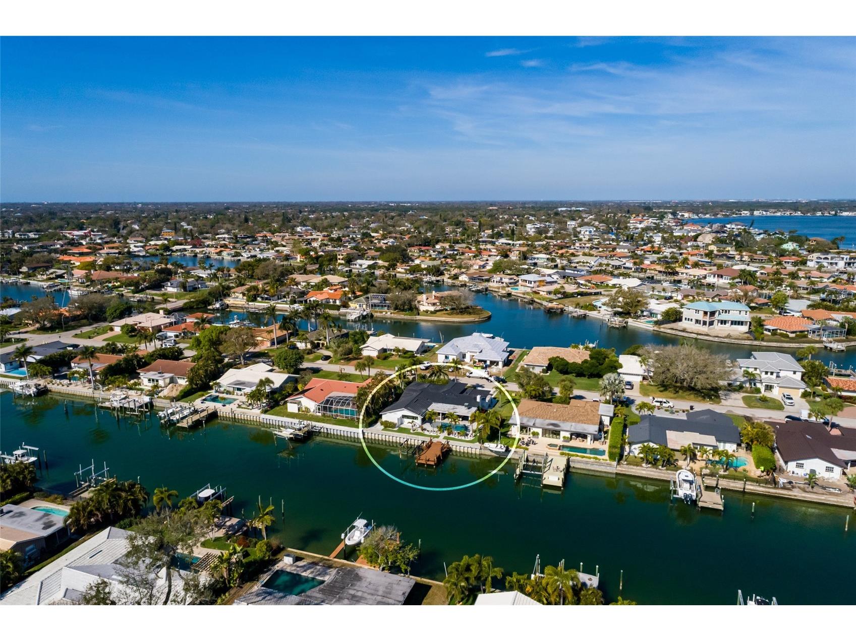 2032 Kansas Avenue NE Saint Petersburg FL 33703 - TAMPA BAY TB8479698 image38