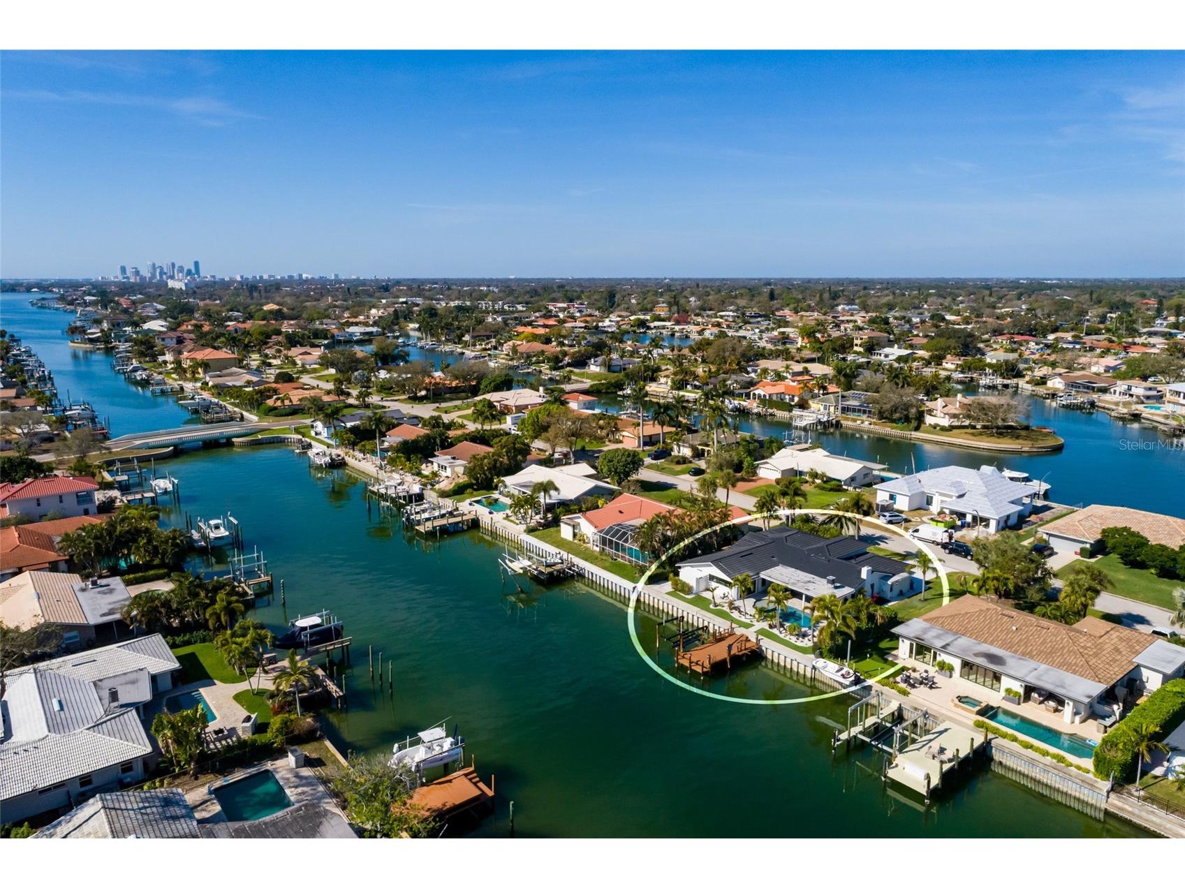 2032 Kansas Avenue NE Saint Petersburg FL 33703 - TAMPA BAY TB8479698 image45