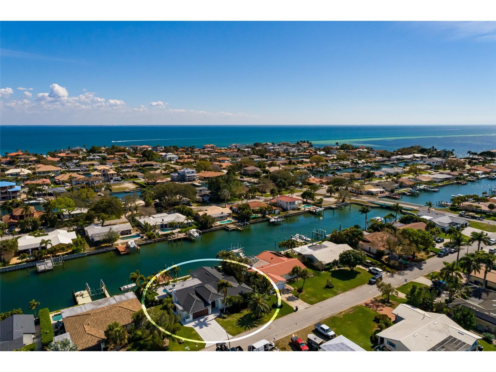 2032 Kansas Avenue NE Saint Petersburg FL 33703 - TAMPA BAY TB8479698 image60
