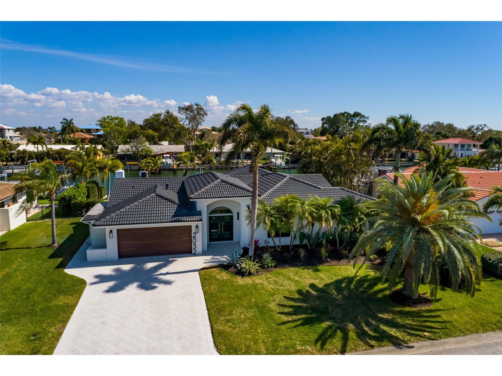 2032 Kansas Avenue NE Saint Petersburg FL 33703 - TAMPA BAY TB8479698 image64