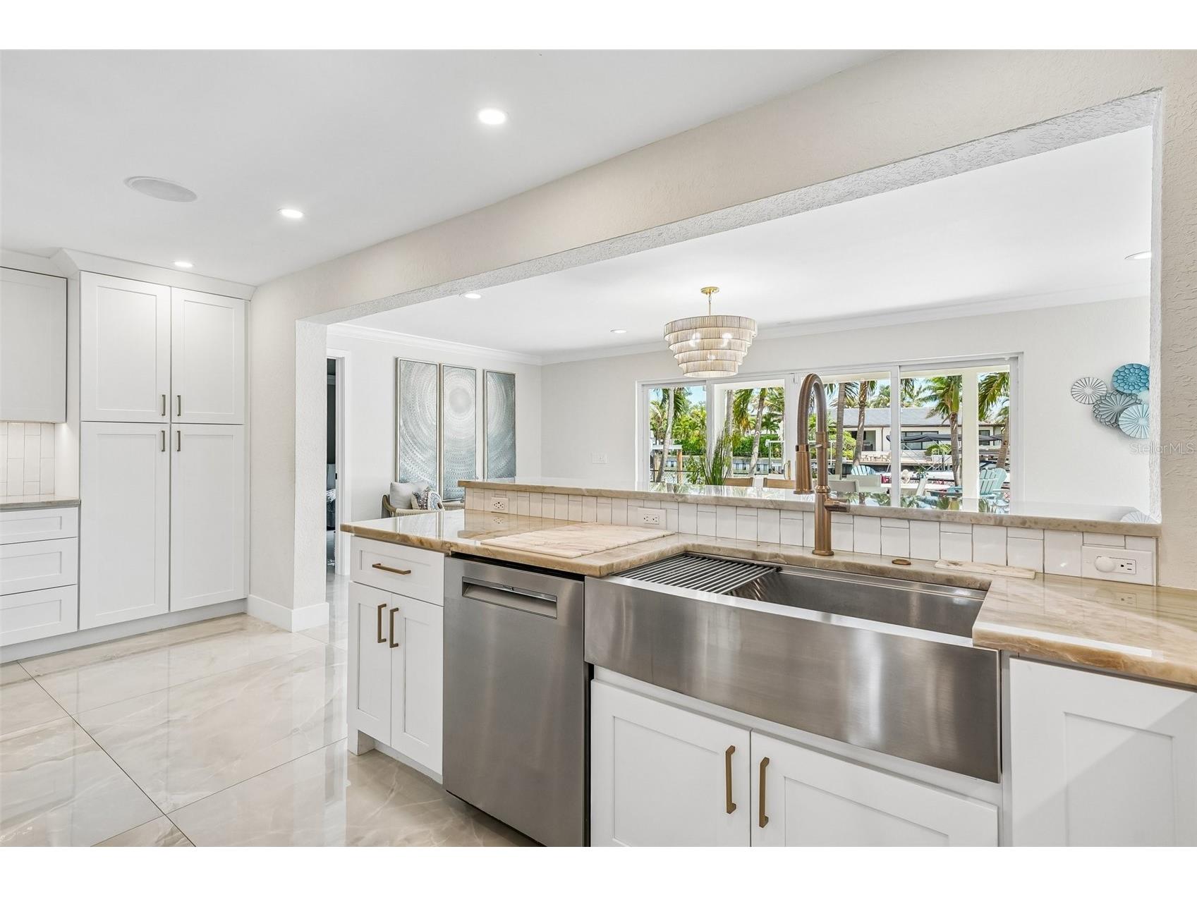2032 Massachusetts Avenue NE Saint Petersburg FL 33703 - TAMPA BAY TB8504902 image21