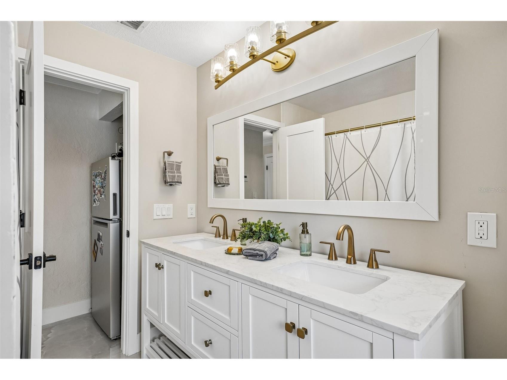 2032 Massachusetts Avenue NE Saint Petersburg FL 33703 - TAMPA BAY TB8504902 image44