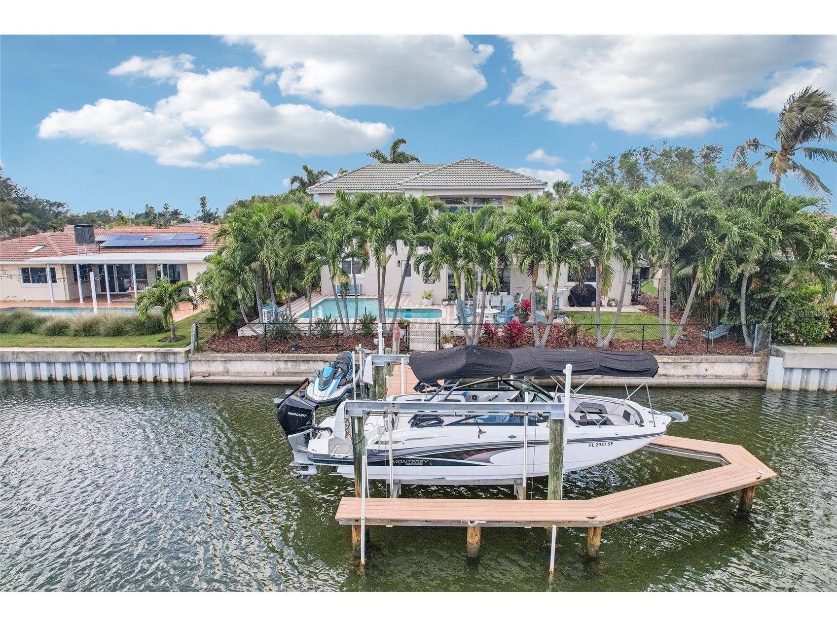 2032 Massachusetts Avenue NE Saint Petersburg FL 33703 - TAMPA BAY TB8504902 image58