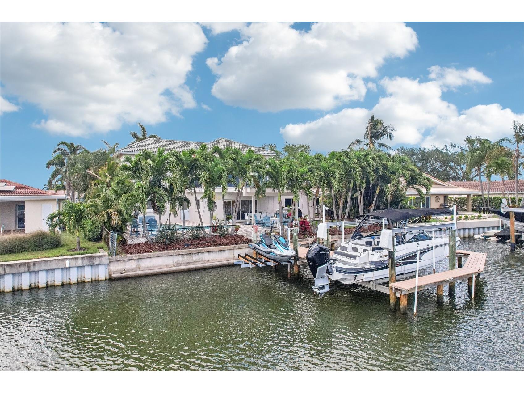 2032 Massachusetts Avenue NE Saint Petersburg FL 33703 - TAMPA BAY TB8504902 image59