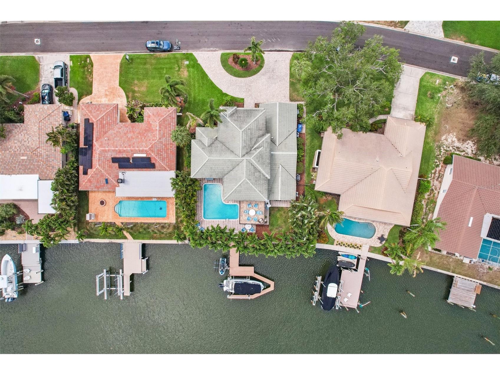 2032 Massachusetts Avenue NE Saint Petersburg FL 33703 - TAMPA BAY TB8504902 image60