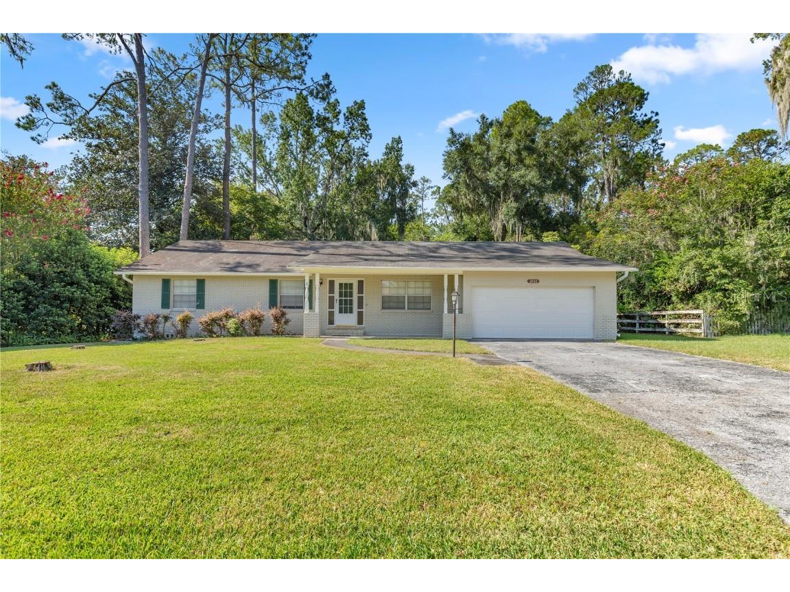 2032 NE 5th Place Ocala FL 34470 OM662843 image1