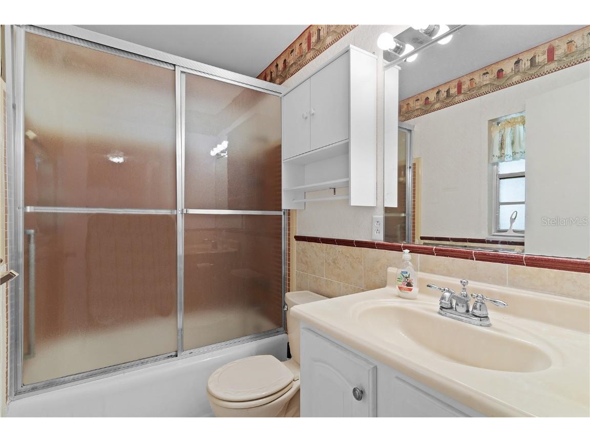 2032 SE 12th Street Ocala FL 34471 OM701418 image1