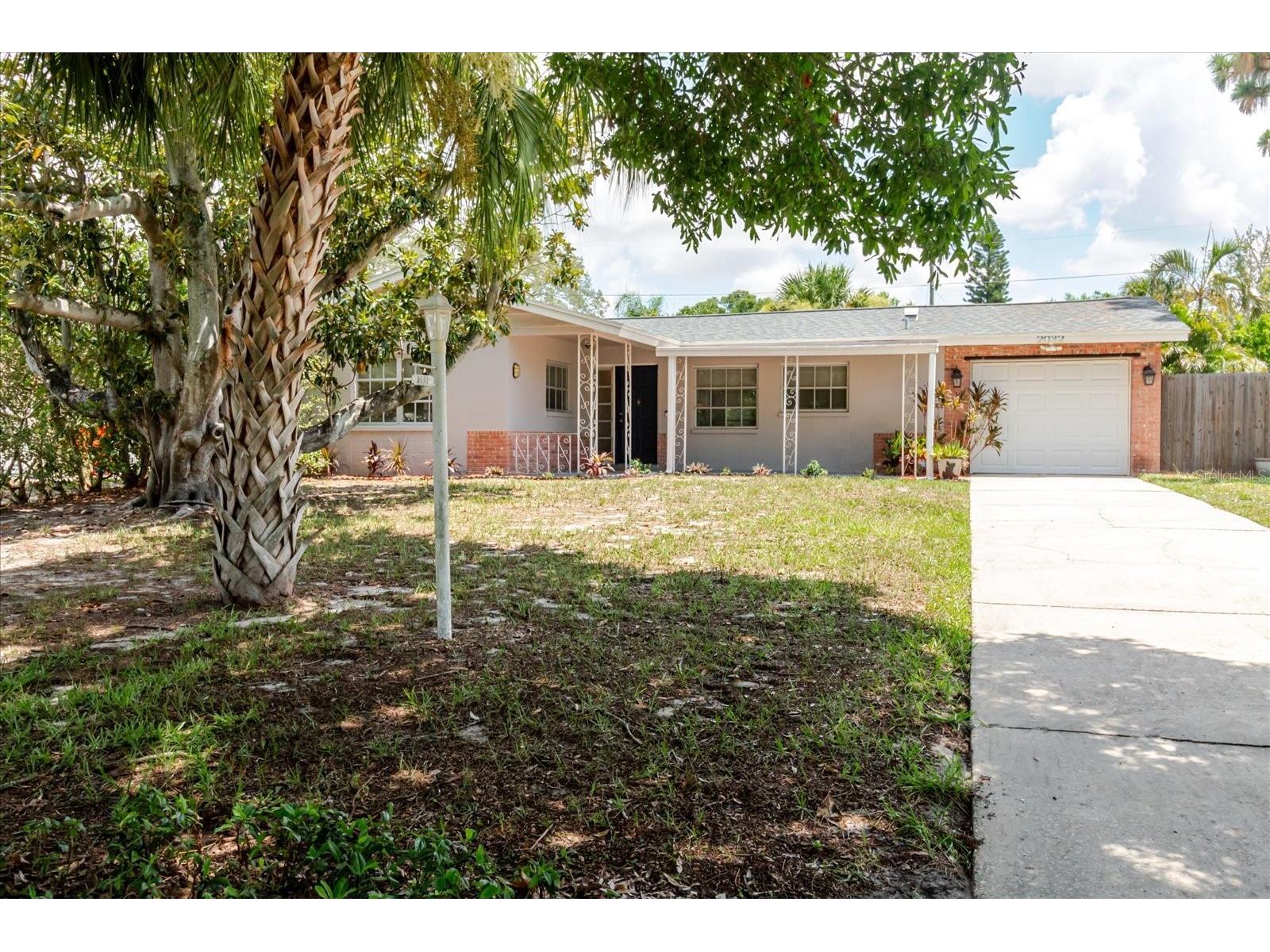2032 W Ridge Drive Clearwater FL 33763 TB8512244 image1