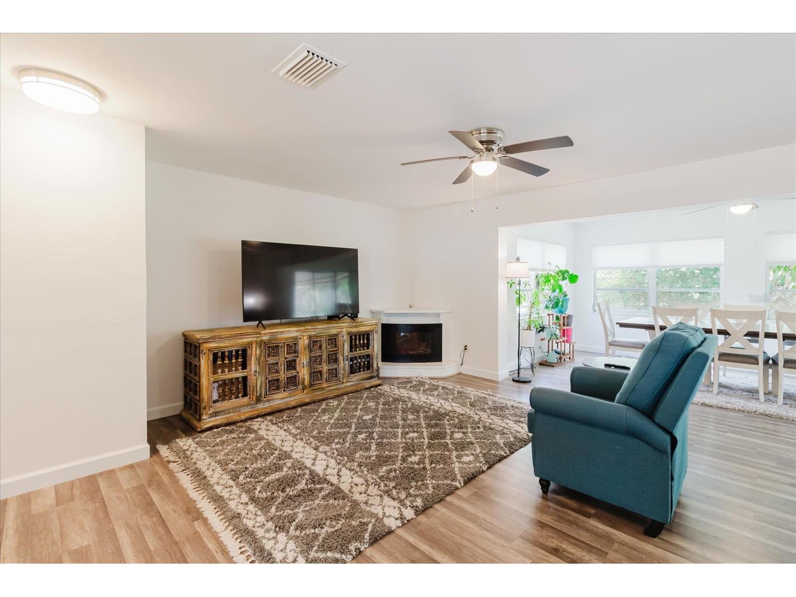 2032 W Ridge Drive Clearwater FL 33763 TB8512244 image5