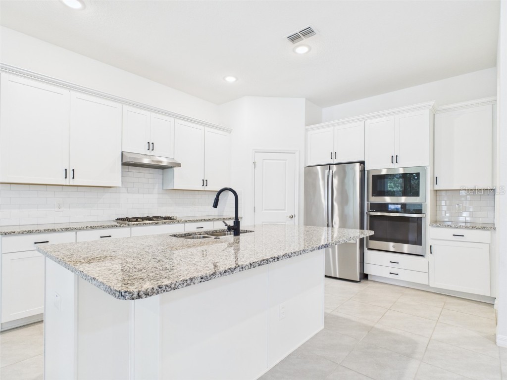 2033 Emerald Springs Drive Apopka FL 32712 P4937239 image12