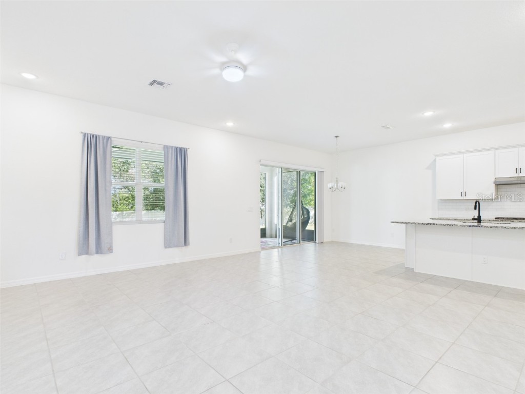 2033 Emerald Springs Drive Apopka FL 32712 P4937239 image8