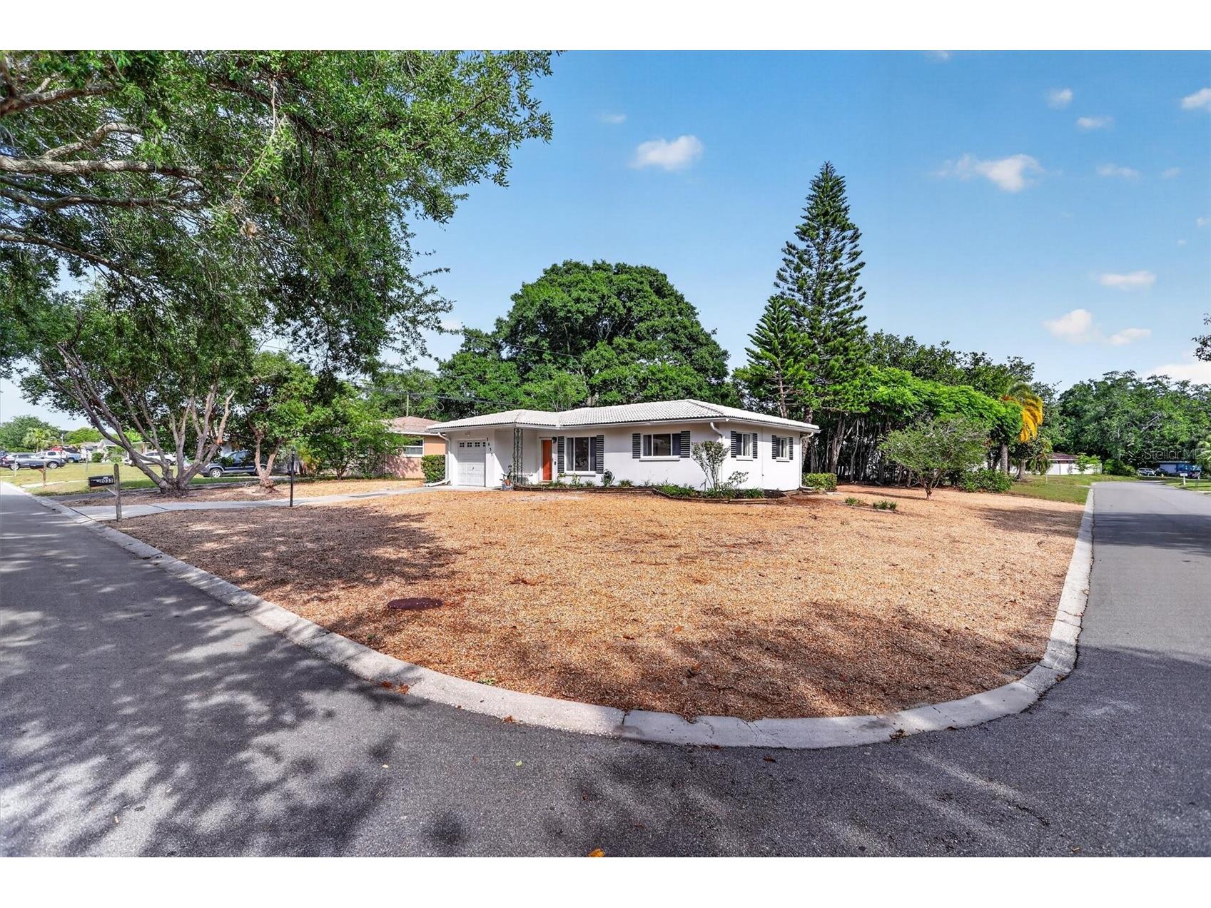 2033 Timber Lane Clearwater FL 33763 TB8505992 image1