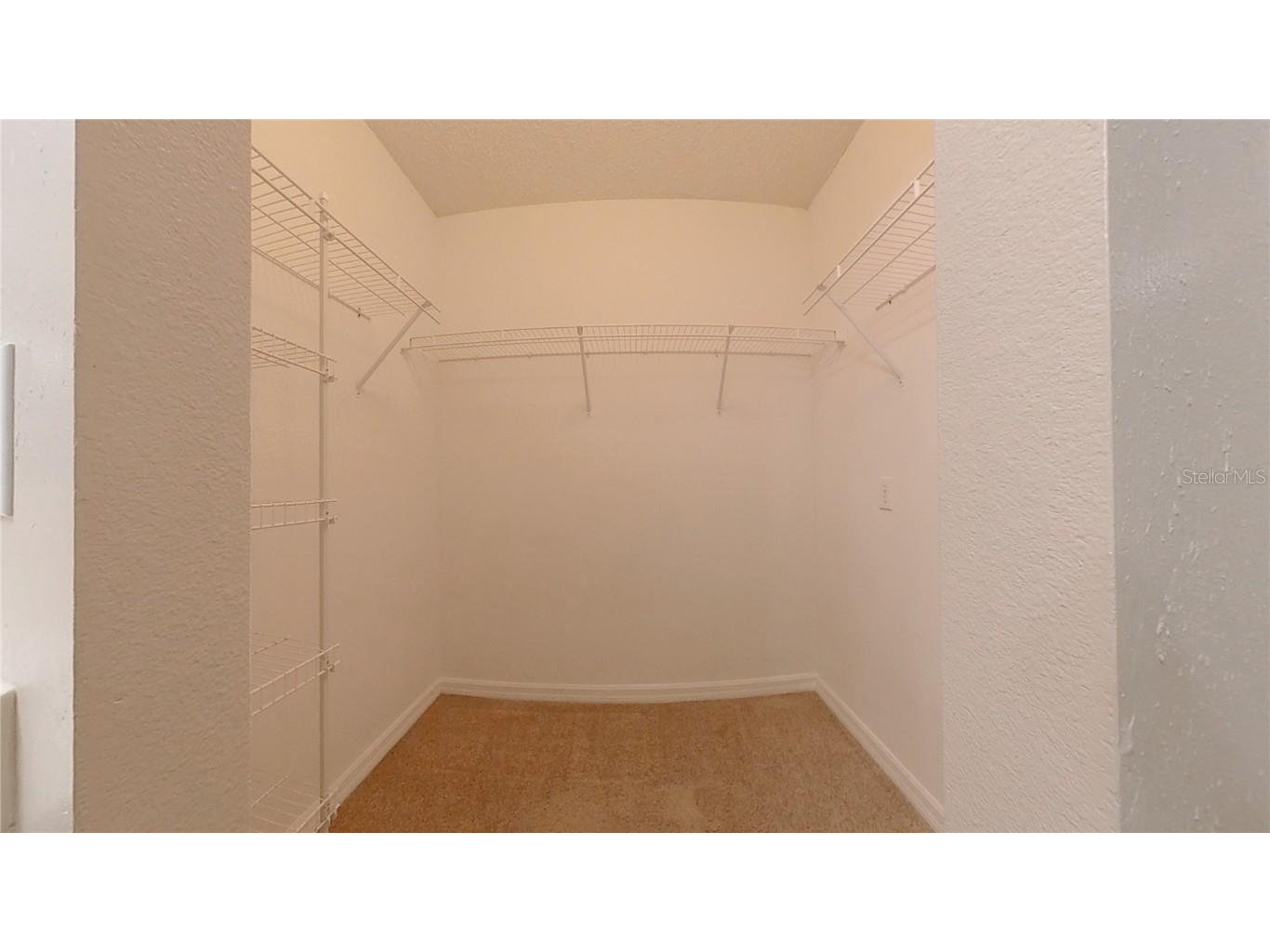 2033 Whispering Trails Boulevard Winter Haven FL 33884 O6336904 image13