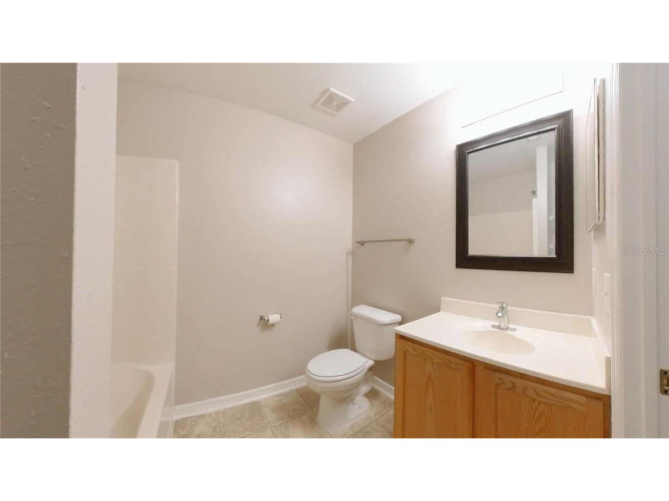 2033 Whispering Trails Boulevard Winter Haven FL 33884 O6336904 image17