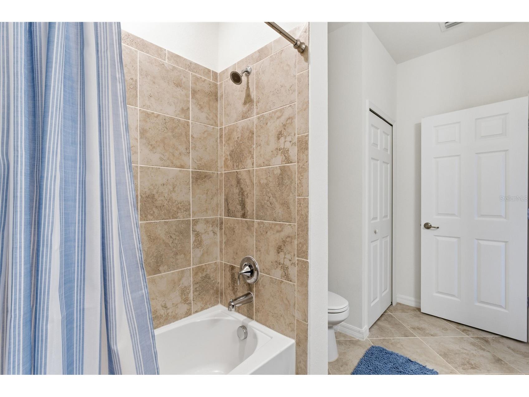 20333 Lagente Circle Venice FL 34293 C7523187 image25
