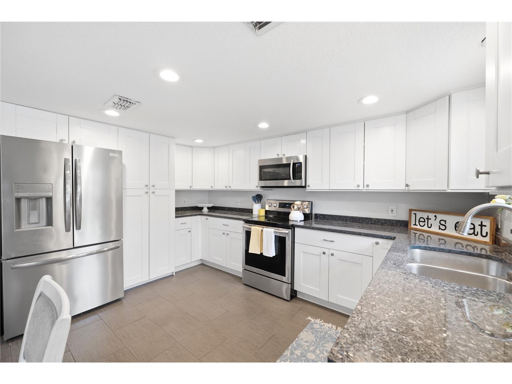 2034 Cindy Circle Palm Harbor FL 34683 TB8523546 image19