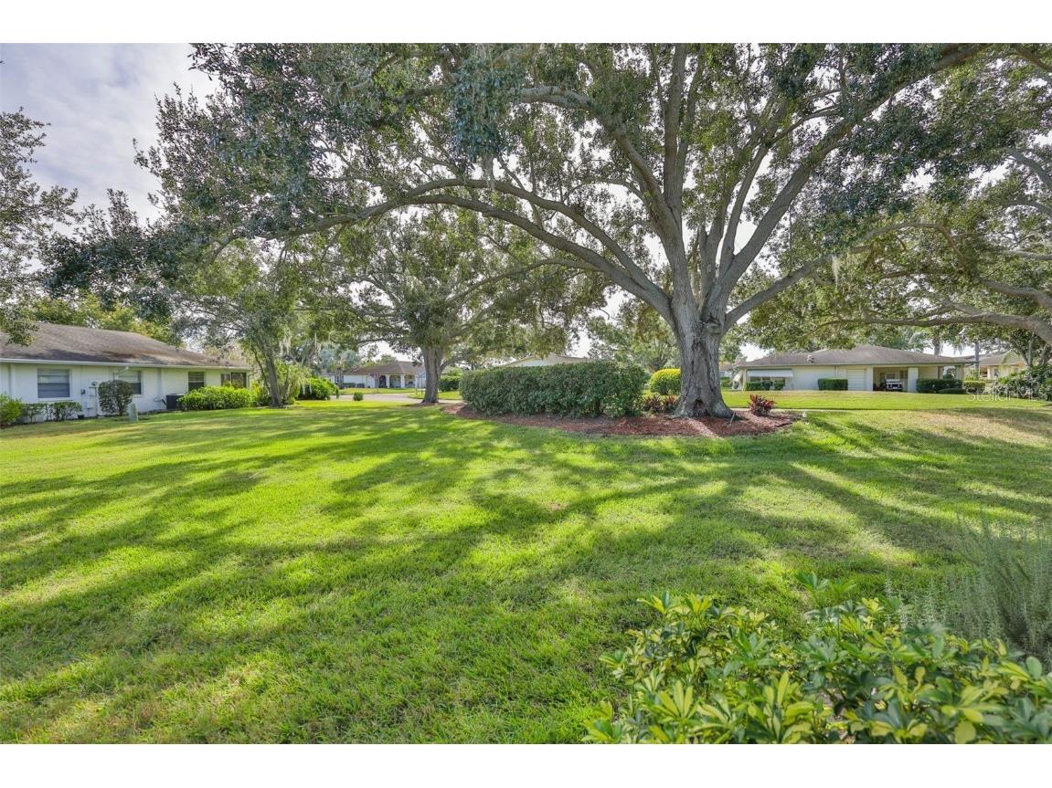 2034 Hawkhurst Circle #178 Sun City Center FL 33573 TB8446078 image33