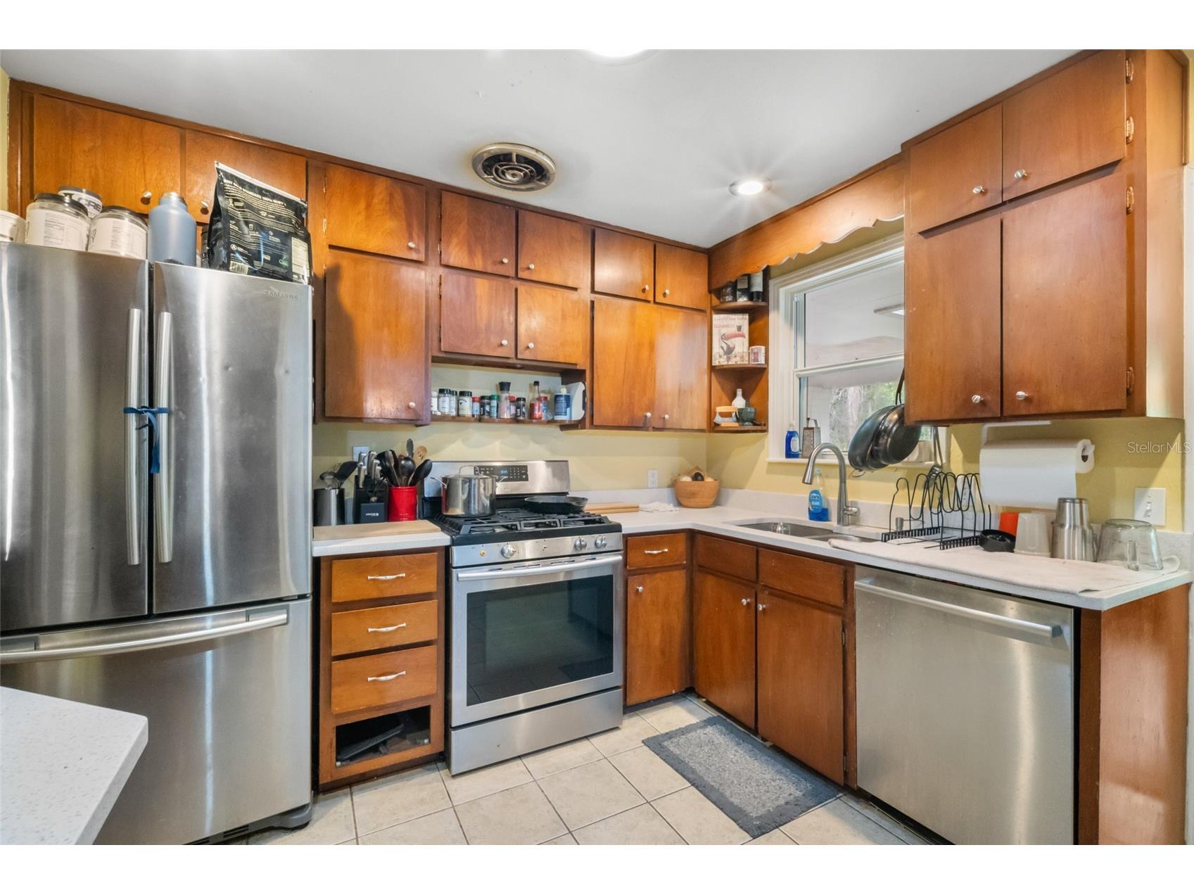 2034 NW 8th Place Gainesville FL 32603 GC539241 image15