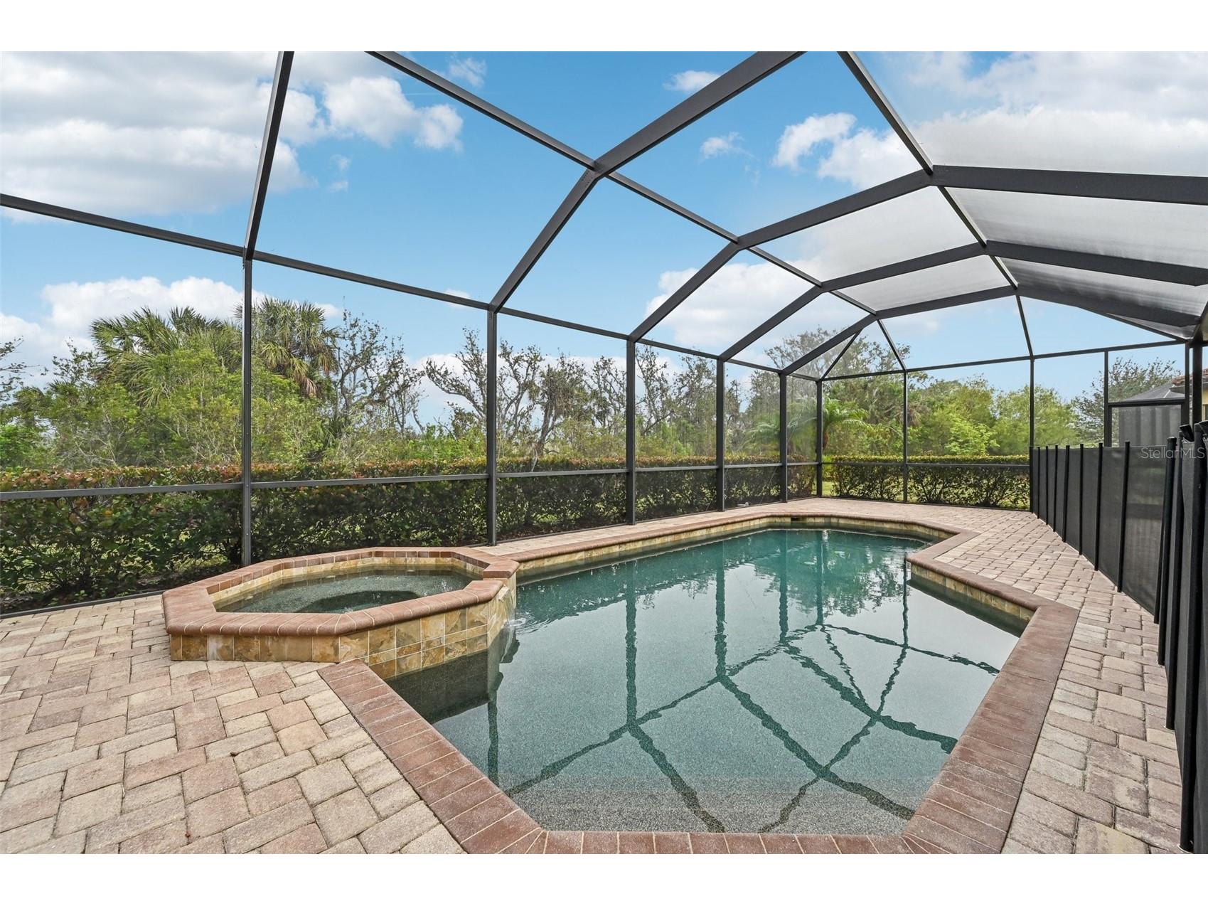 20345 Reale Circle Venice FL 34293 A4677447 image2