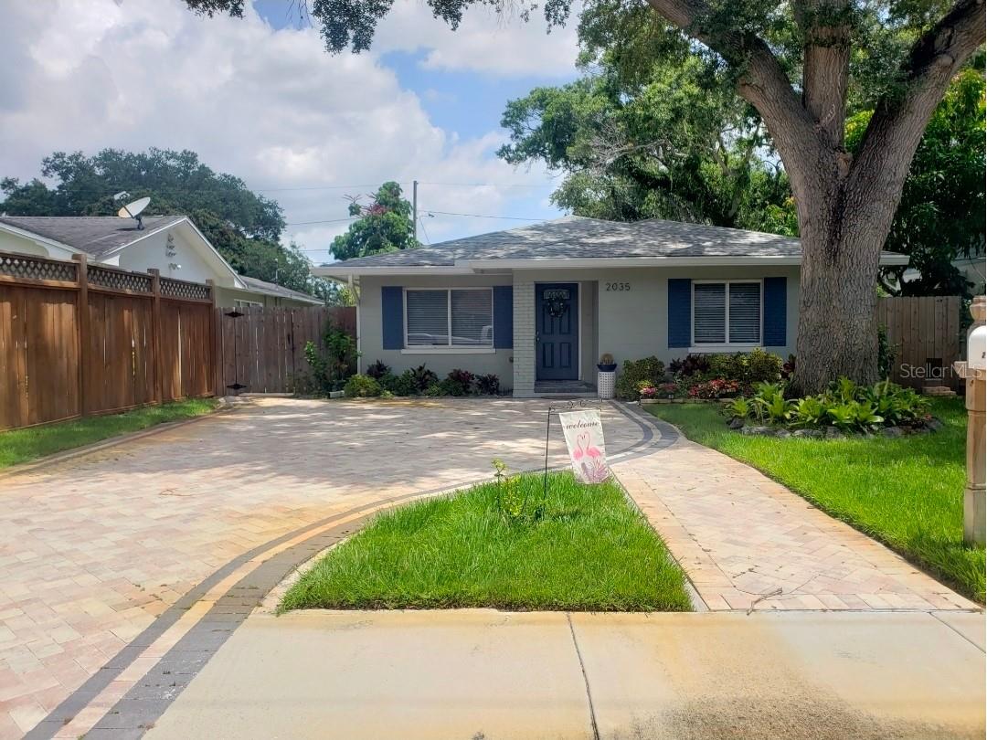 2035 28th Avenue N Saint Petersburg FL 33713 TB8527469 image1