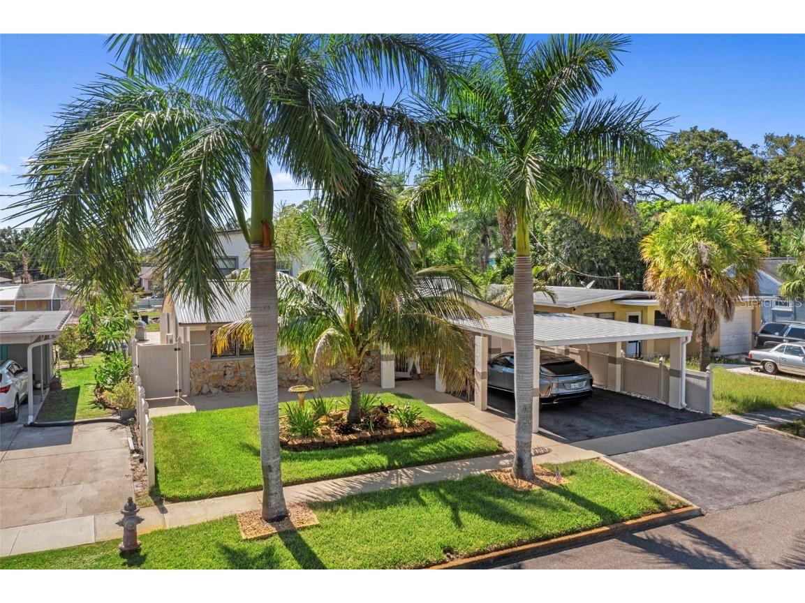 2035 28th Street S Saint Petersburg FL 33712 TB8426672 image1