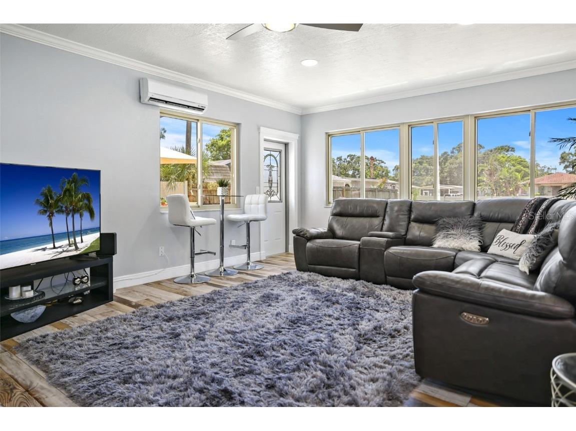 2035 28th Street S Saint Petersburg FL 33712 TB8426672 image10