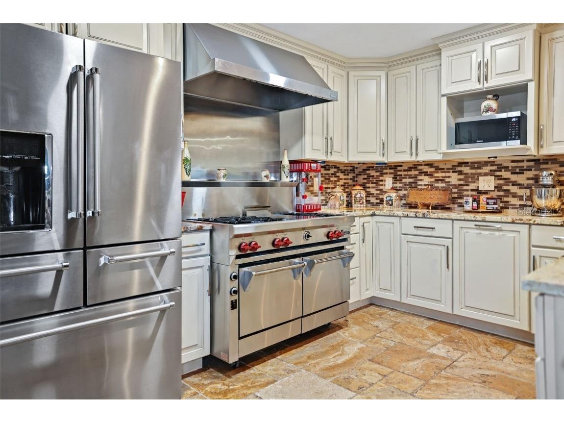 2035 28th Street S Saint Petersburg FL 33712 TB8426672 image15